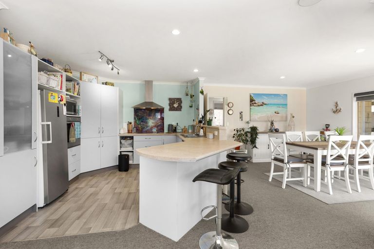 Photo of property in 19 Violet Street, Raglan, 3225