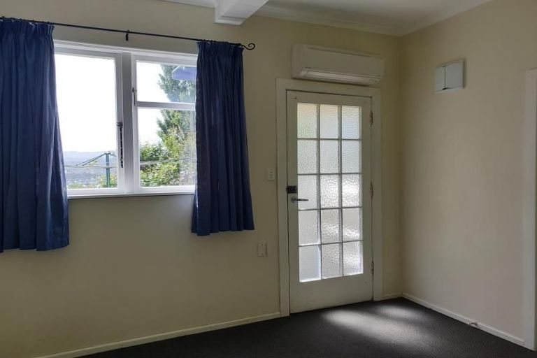 Photo of property in 69 Duncan Terrace, Kilbirnie, Wellington, 6022