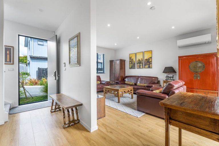 Photo of property in 53d Mcleod Road, Te Atatu South, Auckland, 0610