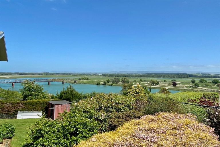 Photo of property in 17 Saint Andrew Place, Balclutha, 9230