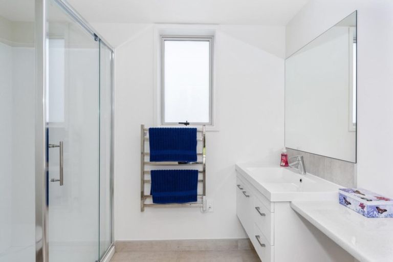 Photo of property in 10 Batty Street, Papamoa Beach, Papamoa, 3118