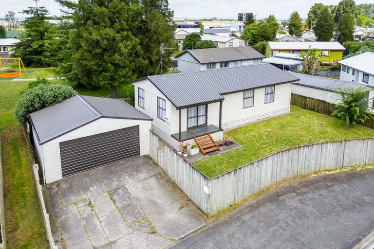 Photo of property in 4 Windleborn Lane, Melville, Hamilton, 3206