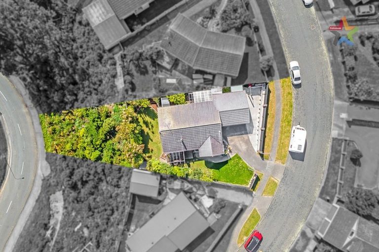 Photo of property in 21 Jasmine Grove, Maungaraki, Lower Hutt, 5010