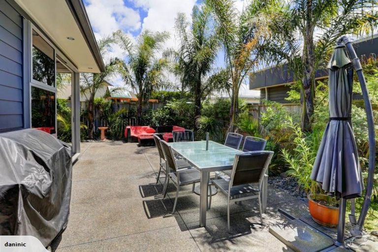 Photo of property in 12 The Rocks, Flagstaff, Hamilton, 3210