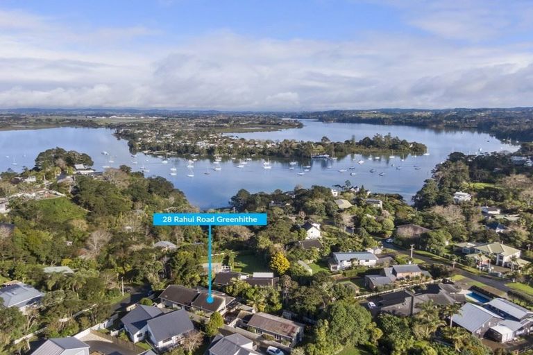 Photo of property in 28 Rahui Road, Greenhithe, Auckland, 0632