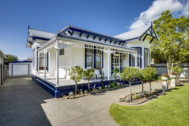 Photo of property in 11 Nelson Crescent, Napier South, Napier, 4110