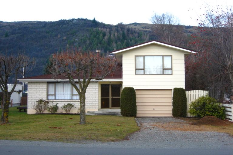 Photo of property in 45 Centennial Avenue, Arrowtown, 9302