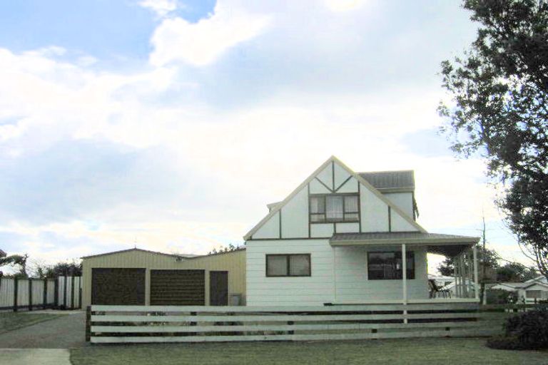 Photo of property in 12 Garnet Drive, Papamoa Beach, Papamoa, 3118