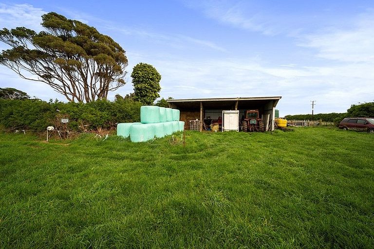 Photo of property in 405 Normanby Road, Okaiawa, Hawera, 4671