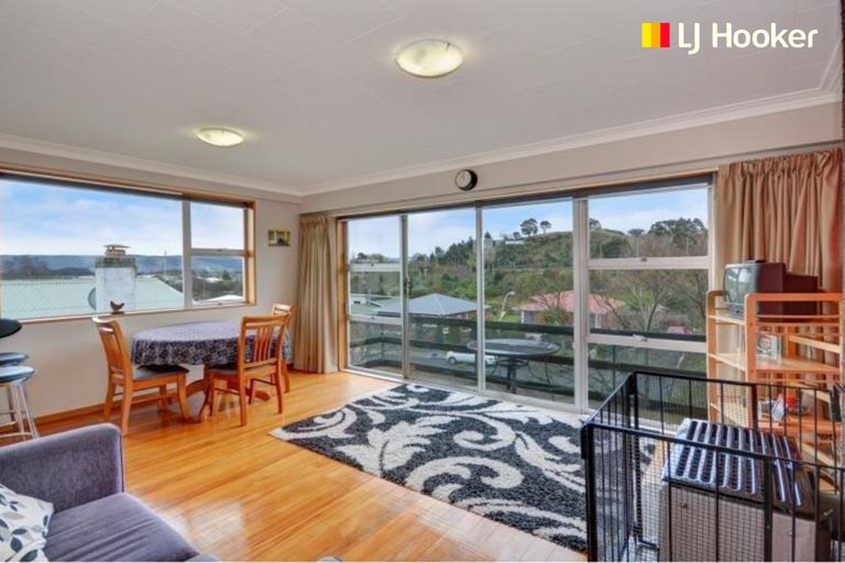 Photo of property in 12 Kinmont Crescent, Kinmont Park, Mosgiel, 9024