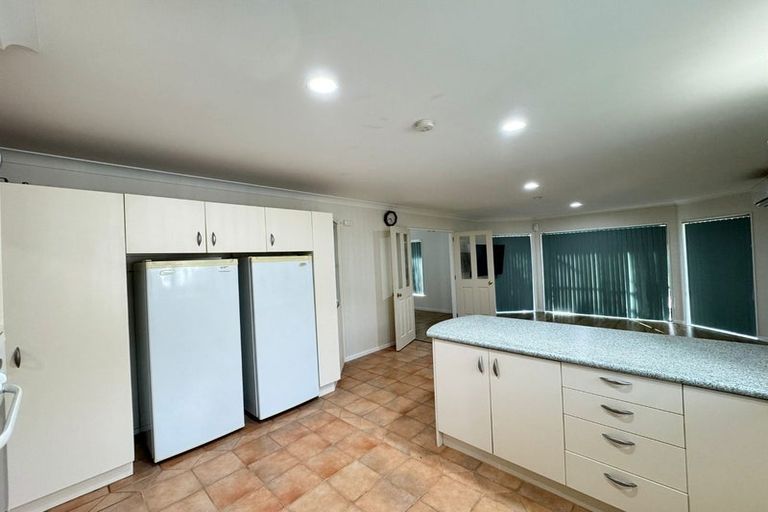 Photo of property in 180 Settlement Road, Papakura, 2110