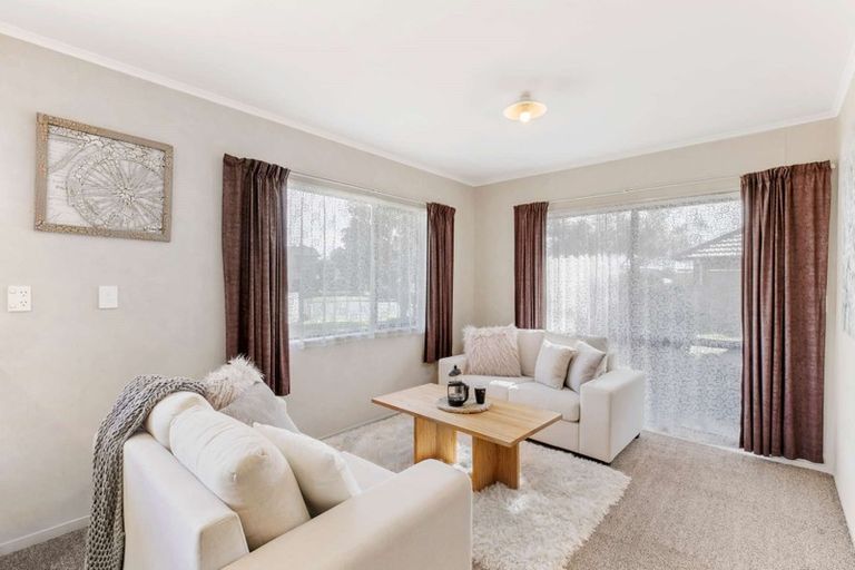 Photo of property in 13 Lockhart Place, Rototuna, Hamilton, 3210