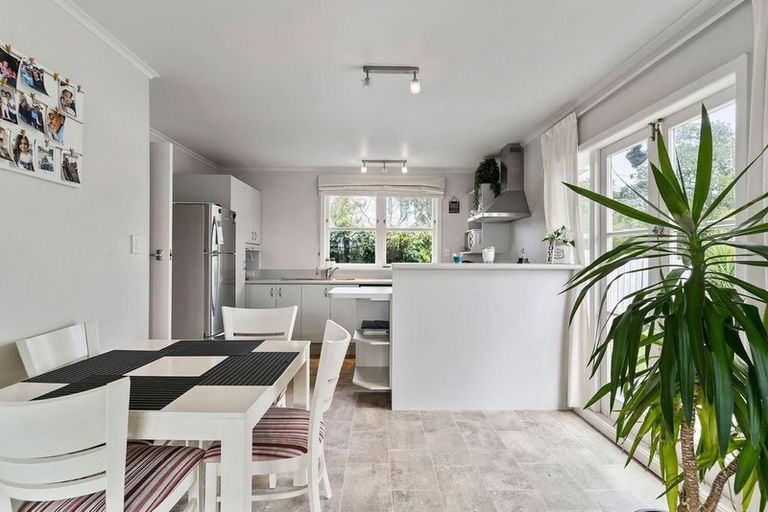 Photo of property in 1/67 Manuka Road, Bayview, Auckland, 0629