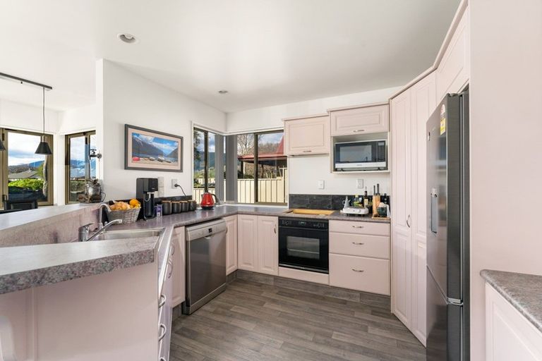 Photo of property in 5 Arbor-lea Avenue, Richmond, 7020