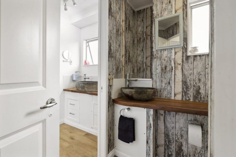 Photo of property in 128 Muricata Avenue, Mount Maunganui, 3116