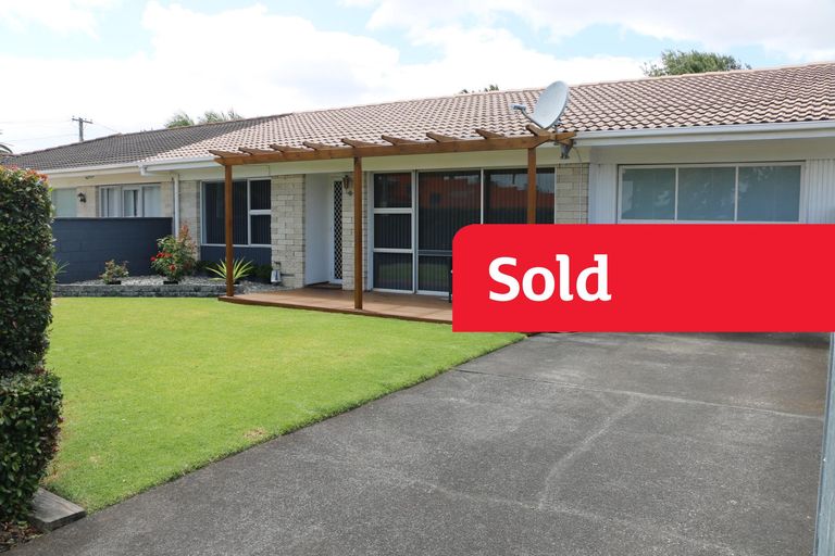 Photo of property in 2/109 Fitzroy Street, Papatoetoe, Auckland, 2104