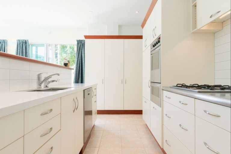 Photo of property in 113a Glenmore Street, Kelburn, Wellington, 6012