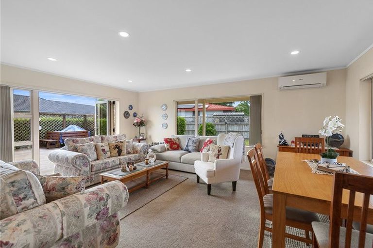 Photo of property in 244 Grandview Road, Western Heights, Hamilton, 3200