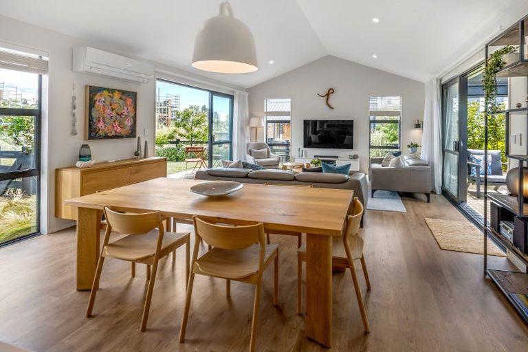 Photo of property in 21 Woodlanding Road, Whitford, Howick, 2571