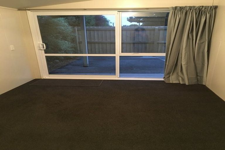 Photo of property in 23 Haslett Place, Upper Riccarton, Christchurch, 8041
