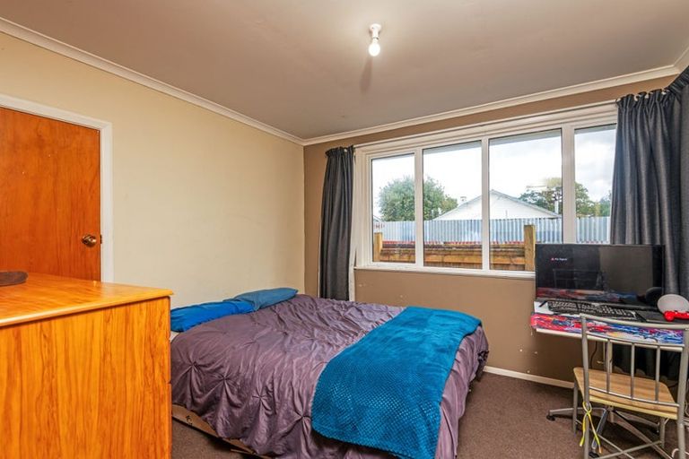 Photo of property in 1 Collins Crescent, Feilding, 4702