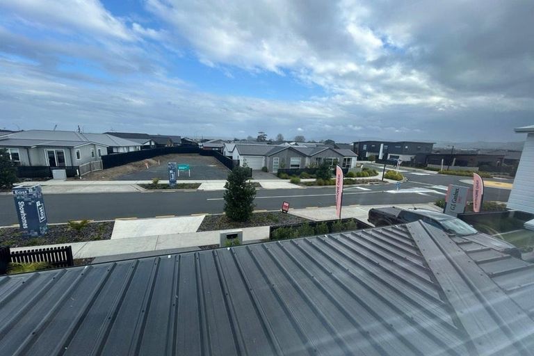 Photo of property in 21 Bill Miller Drive, Papamoa, 3118