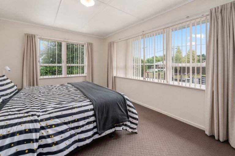 Photo of property in 4 Henry Street, Western Heights, Rotorua, 3015