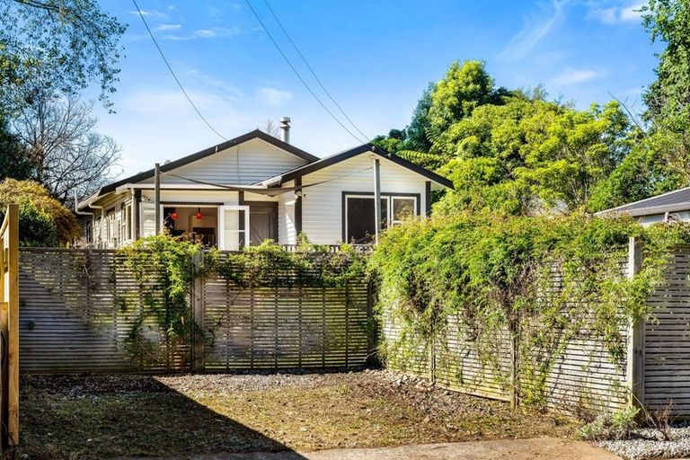 Photo of property in 33 Norfolk Street, Belmont, Lower Hutt, 5010