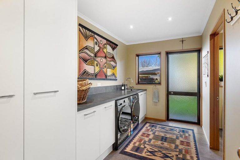 Photo of property in 5b Regency Crescent, Redwood, Christchurch, 8051