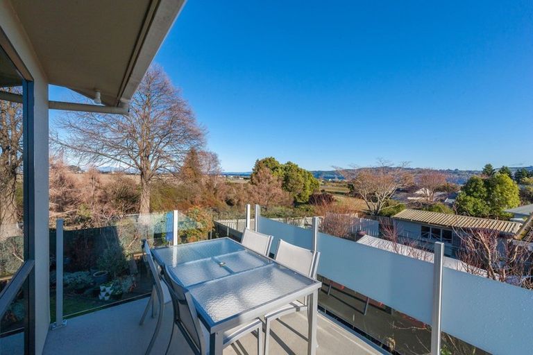 Photo of property in 43 Grace Crescent, Richmond Heights, Taupo, 3330