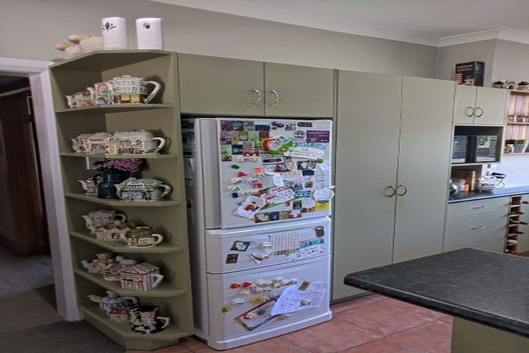 Photo of property in 4 Summerhays Street, Terrace End, Palmerston North, 4410