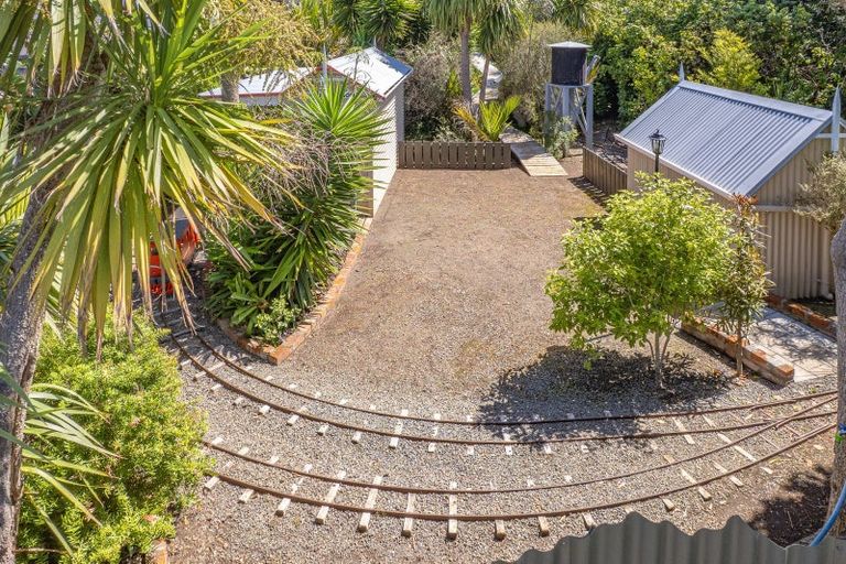 Photo of property in 133 Cornfoot Street, Castlecliff, Wanganui, 4501