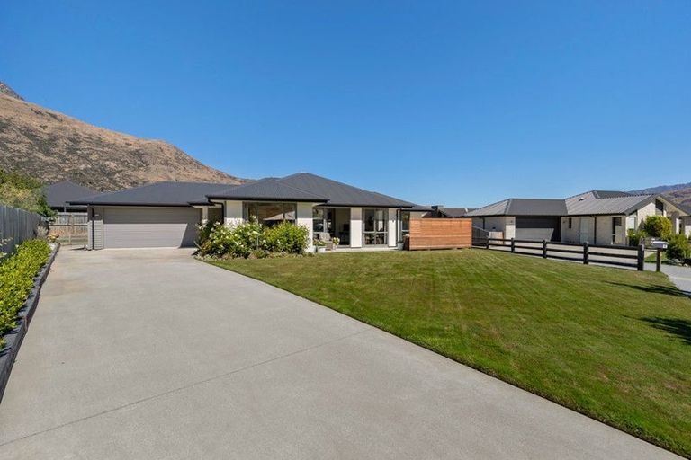 Photo of property in 95 Risinghurst Terrace, Lower Shotover, Queenstown, 9304