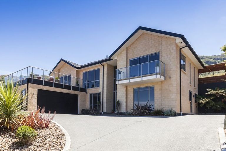 Photo of property in 8 Crossland Terrace, Lyttelton, 8082