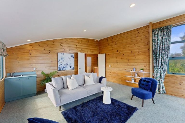 Photo of property in 89 Tutere Street, Waikanae Beach, Waikanae, 5036