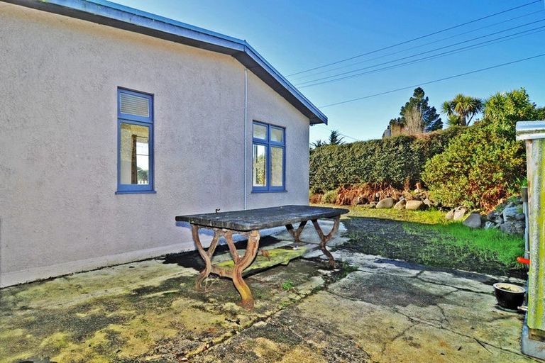 Photo of property in 11 Owen Street, Green Island, Dunedin, 9018
