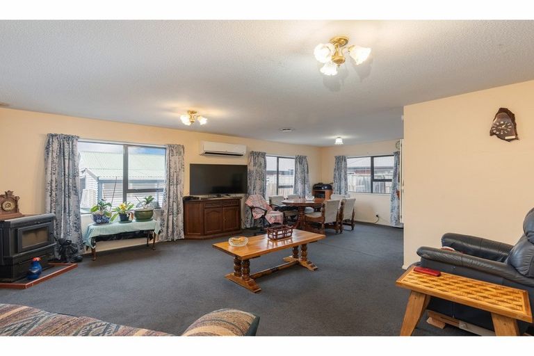 Photo of property in 146 Pages Road, Wainoni, Christchurch, 8061