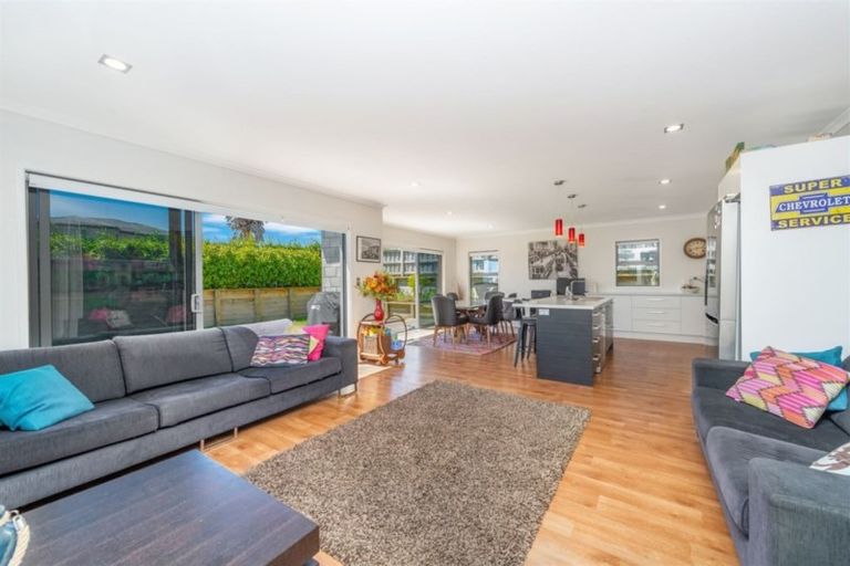 Photo of property in 27 Longbow Terrace, Flagstaff, Hamilton, 3210