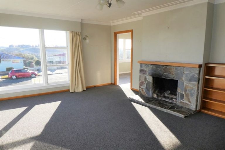 Photo of property in 23 Arrow Crescent, Holmes Hill, Oamaru, 9401