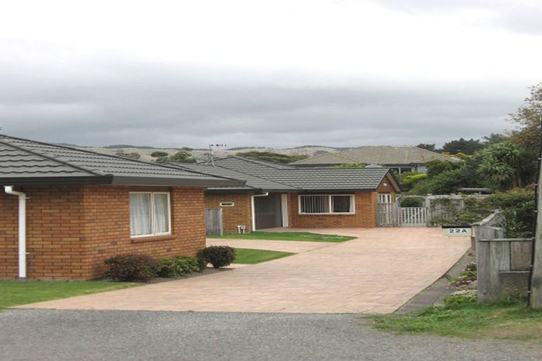 Photo of property in 22a Kowhai Grove, Raumati Beach, Paraparaumu, 5032