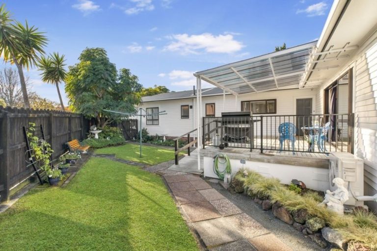 Photo of property in 55 Howe Street, Howick, Auckland, 2014