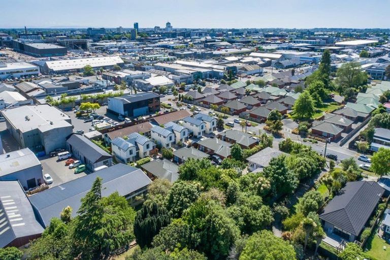 Photo of property in 17 Braddon Street, Addington, Christchurch, 8024