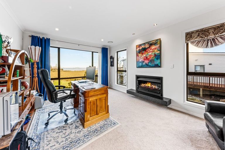 Photo of property in 44a Bannings Way, Hobsonville, Auckland, 0618