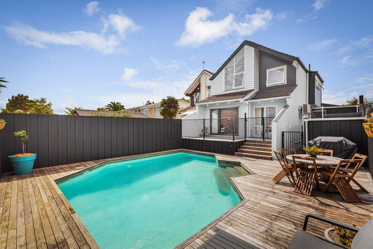 Photo of property in 16a Matuhi Rise, Henderson, Auckland, 0612
