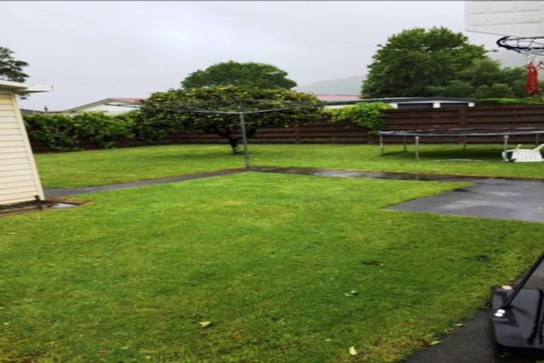 Photo of property in 135 California Drive, Totara Park, Upper Hutt, 5018