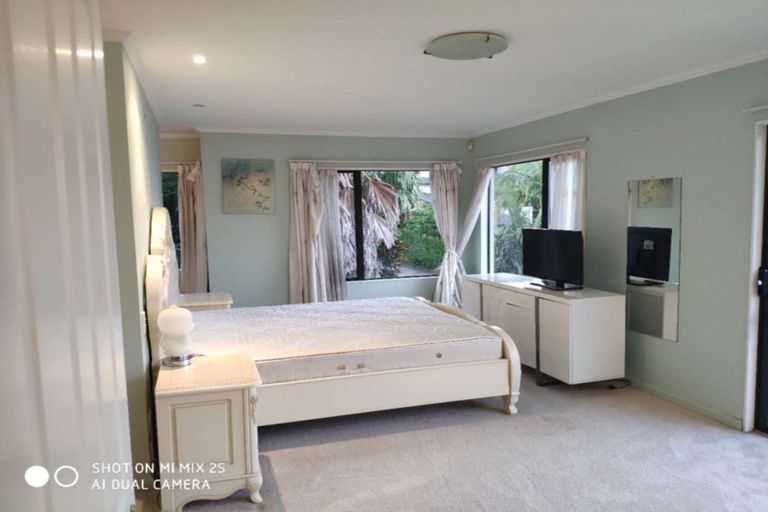 Photo of property in 55 Penguin Drive, Murrays Bay, Auckland, 0630