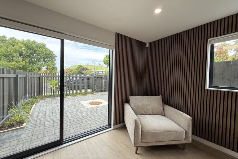Photo of property in 1/9 Kamaka Road, Mangere Bridge, Auckland, 2022