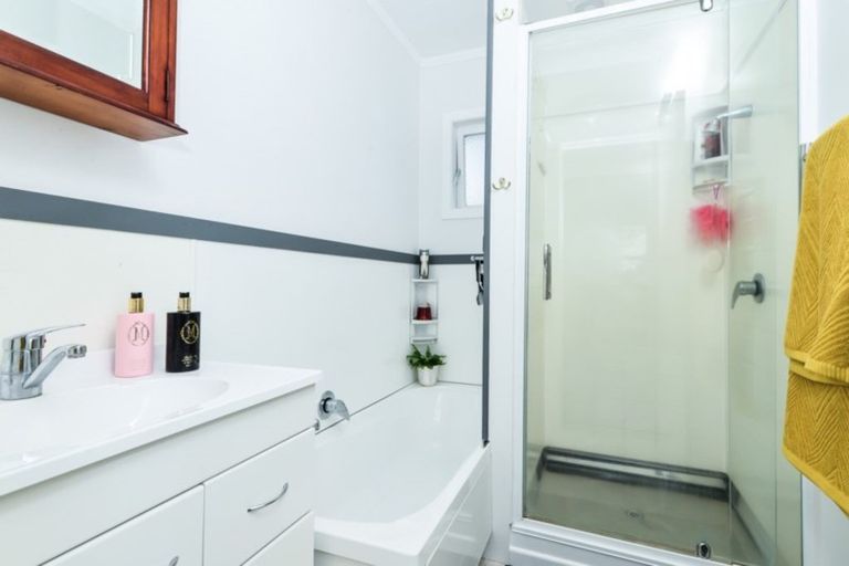 Photo of property in 19 Jeanette Street, Glenview, Hamilton, 3206