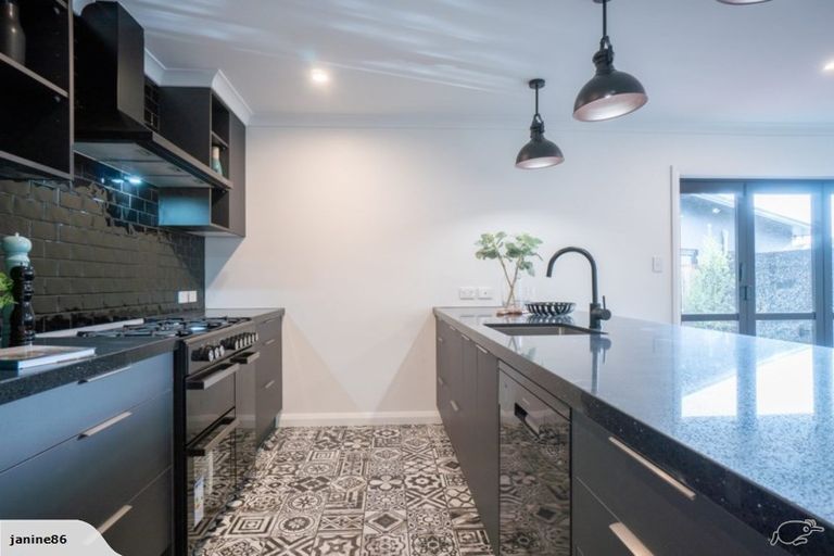 Photo of property in 26 Serenity Crescent, Kelvin Grove, Palmerston North, 4414