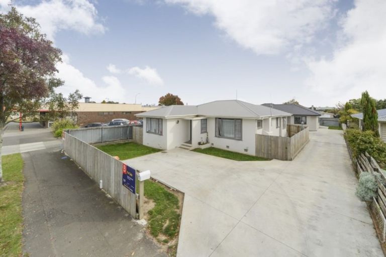 Photo of property in 5 Milton Street, Roslyn, Palmerston North, 4414